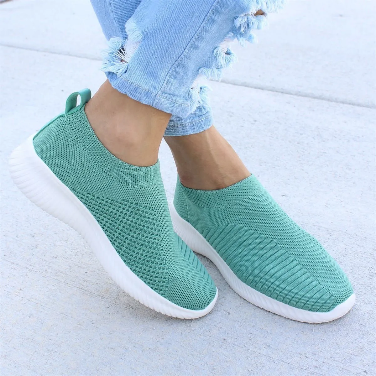 Breathable Fly-knit Slip On Sneakers