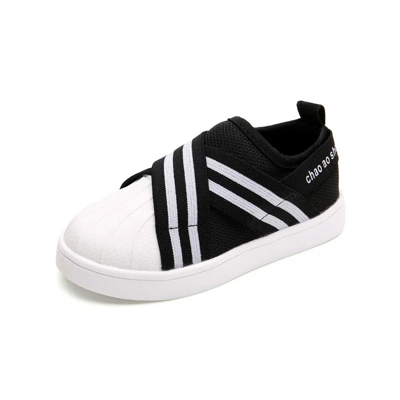 Fashionable Children's Athletic Shoes